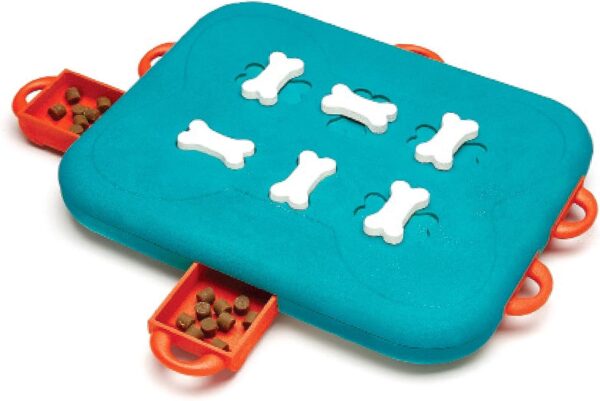 Nina Ottosson by Outward Hound Dog Casino Interactive Treat Puzzle Dog Toy, Advanced