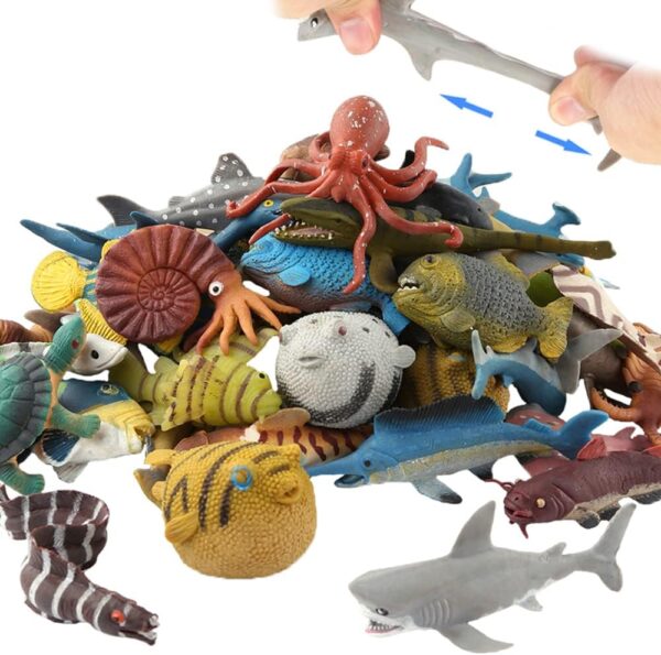 18 Pack Rubber Ocean Animal, Sea Figure Bath Toy Set,Food Grade Material TPR Super Stretchy, Some Kinds Can Change Colour, Squishy Floating Bathtub Toy Party,Realistic Shark Octopus Fish