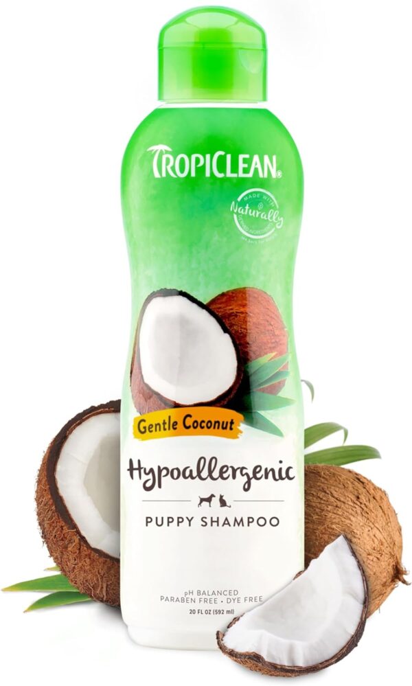 TropiClean Dog Shampoo Grooming Supplies - Hypoallergenic Puppy & Kitten Shampoo Gentle Cleansing for Sensitive Skin - Derived from Natural Ingredients - Used by Groomers - Gentle Coconut, 355ml