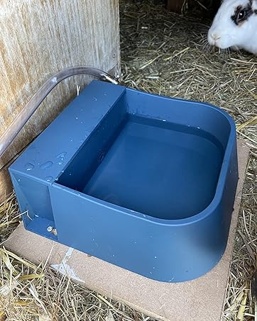 dog waterer